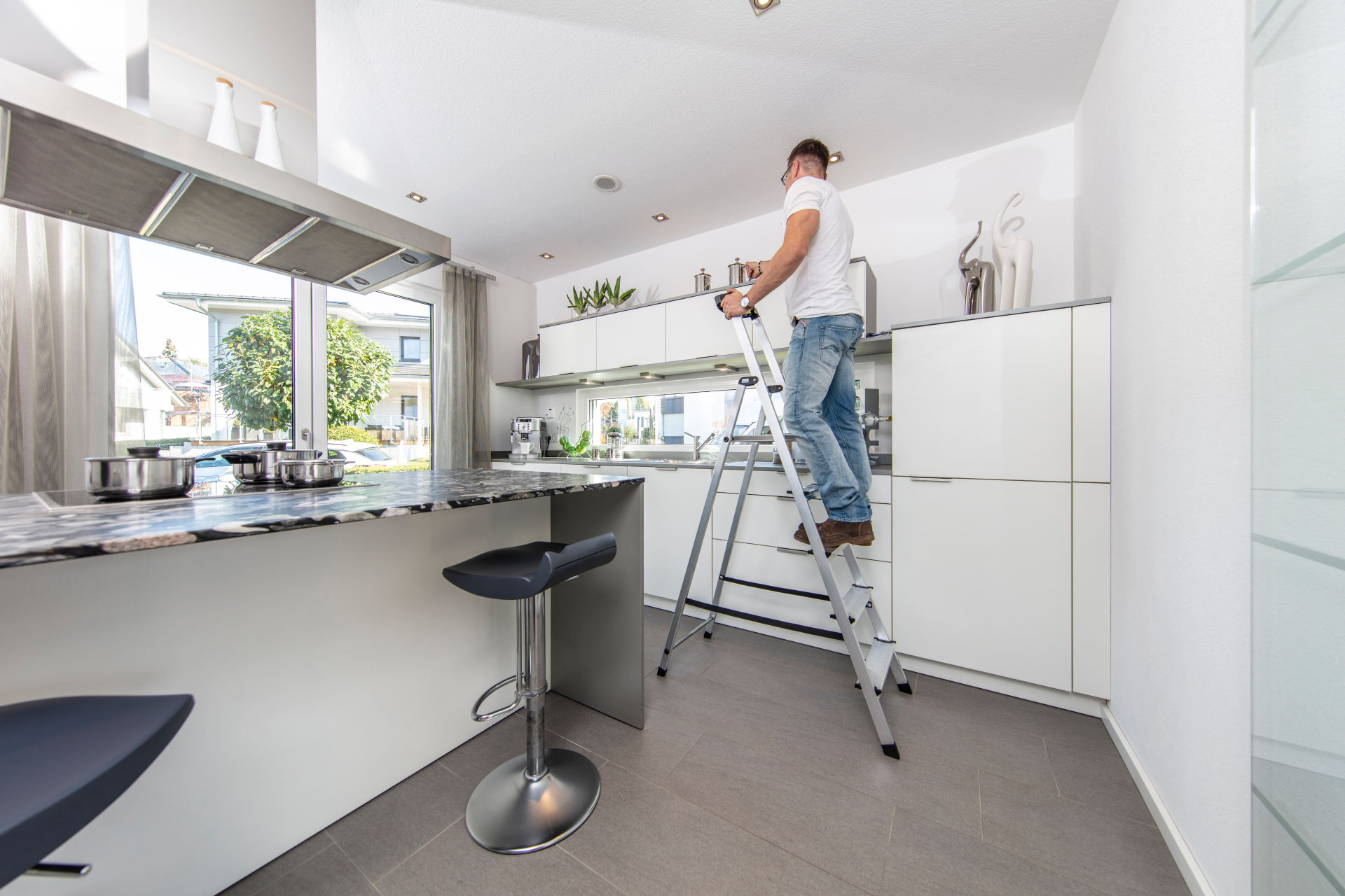 Monto Stufen-Stehleiter Safety 4 Stufen