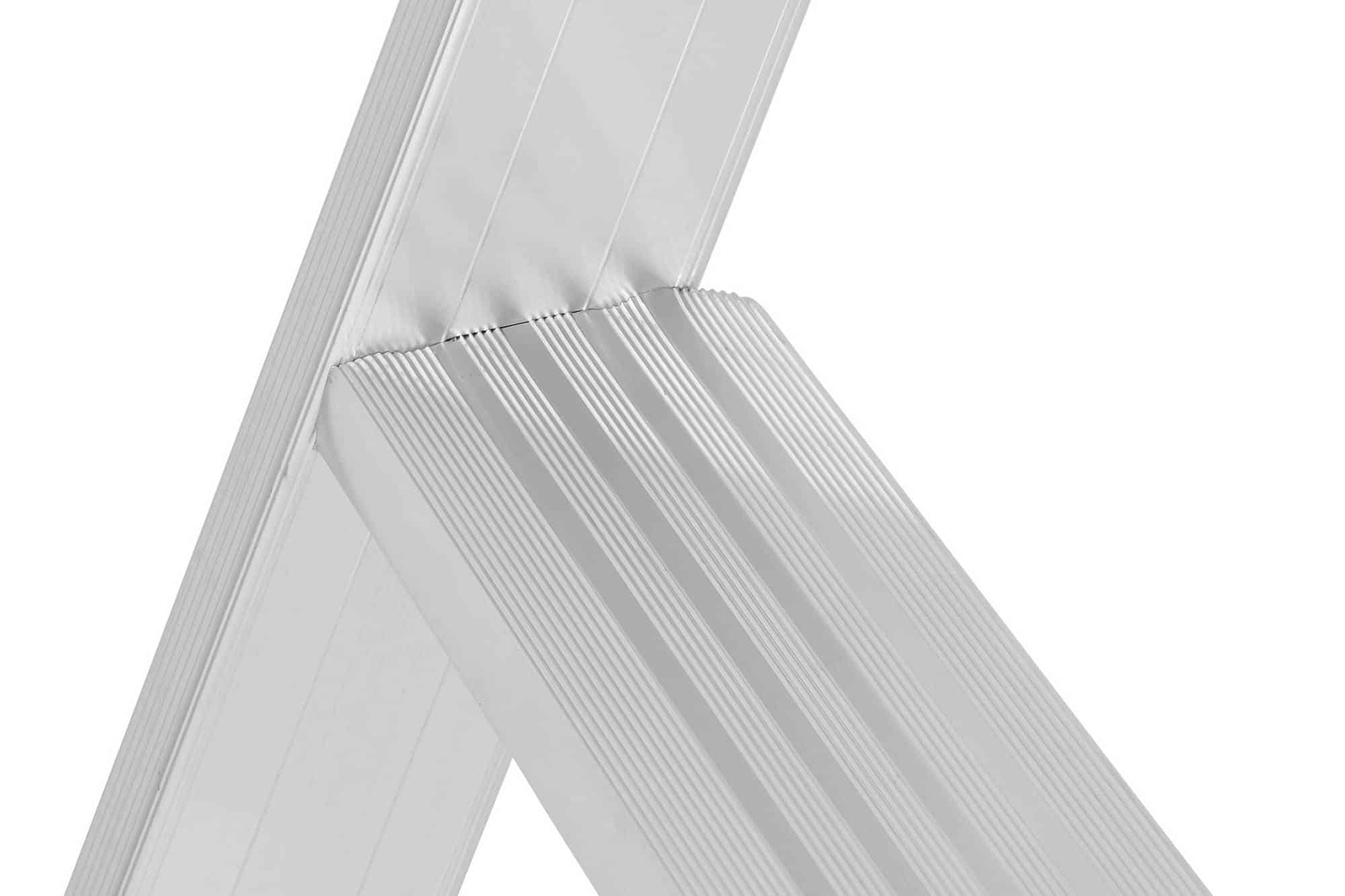 Stufenstehleiter mit Plattform und Rollen, einseitig begehbar - 5 Stufen