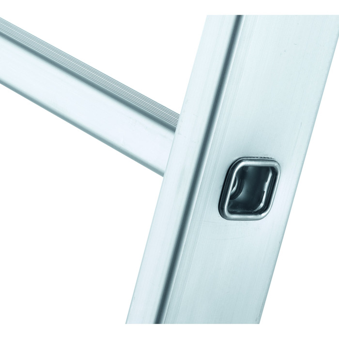 Skyline 3E, Gebördelte Sprossen-Seilzugleiter, 3-teilig, 3x20 Sprossen
