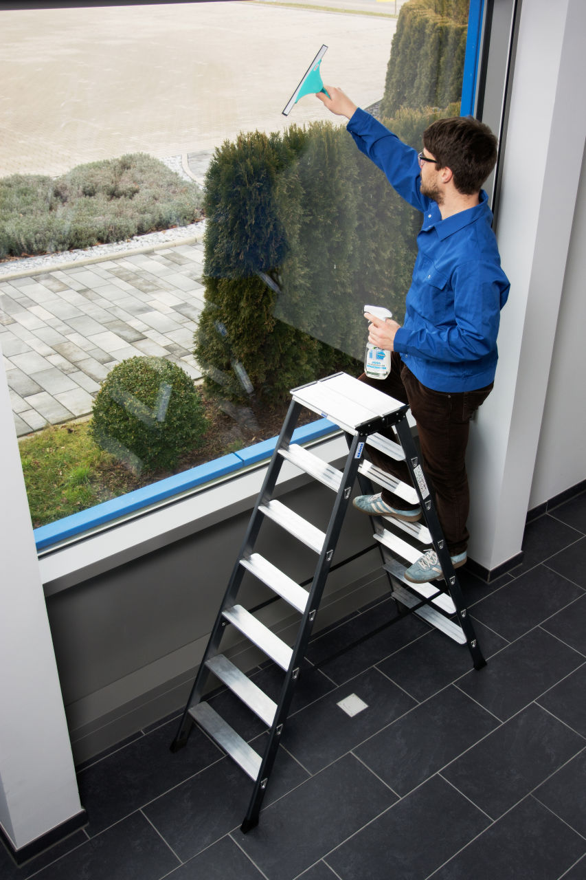 MONTO Stufen-Doppelleiter SePro D eloxiert 2x5 Stufen MONTO Stufen-Doppelleiter SePro D eloxiert 2x5 Stufen
